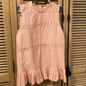 Pretty peachy sleeveless blouse